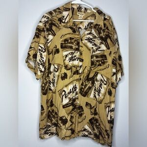 Men's Short-Sleeve Button-Up Shirt in Mustard Print